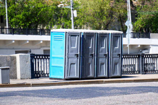 Best Portable restroom trailer rental  in Windom, MN
